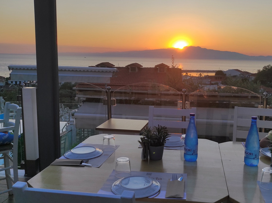 Anny Residences & Suites主图