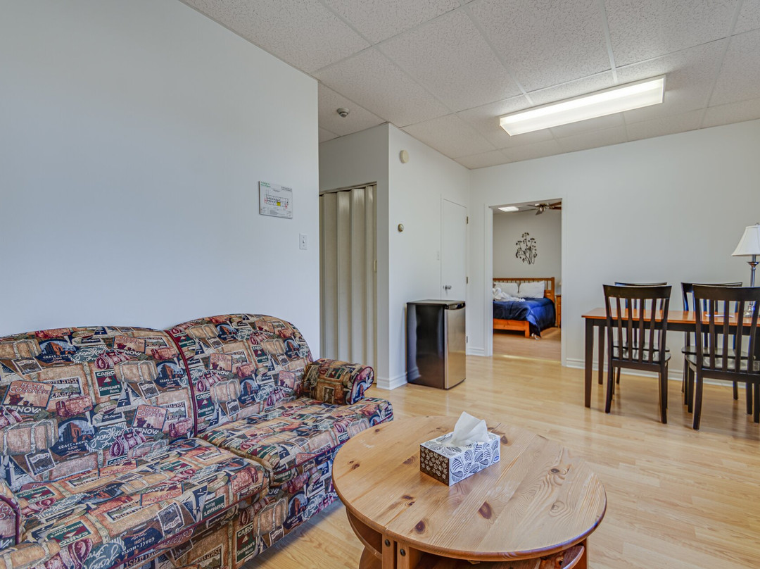 Auberge Du Mont Rigaud主图