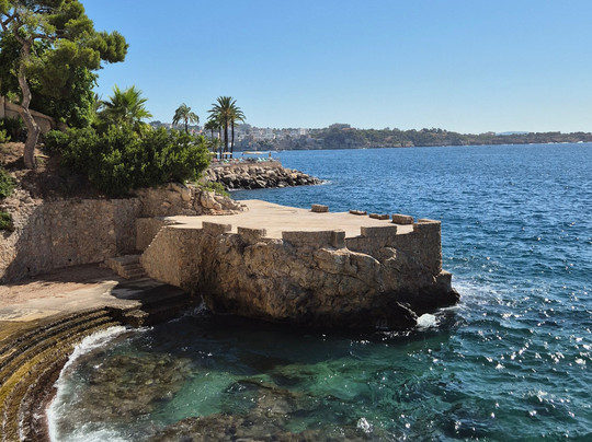 海滩码头欧洲酒店主图