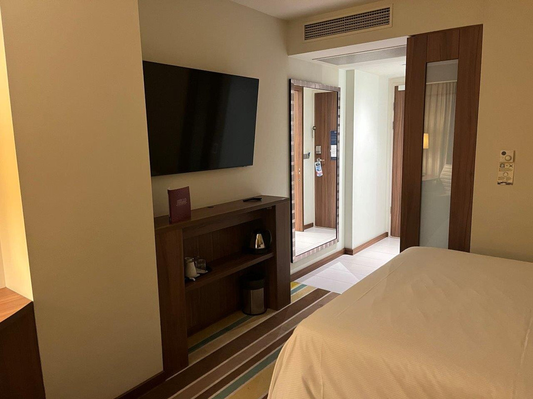 华沙市中心希尔顿欢朋酒店主图