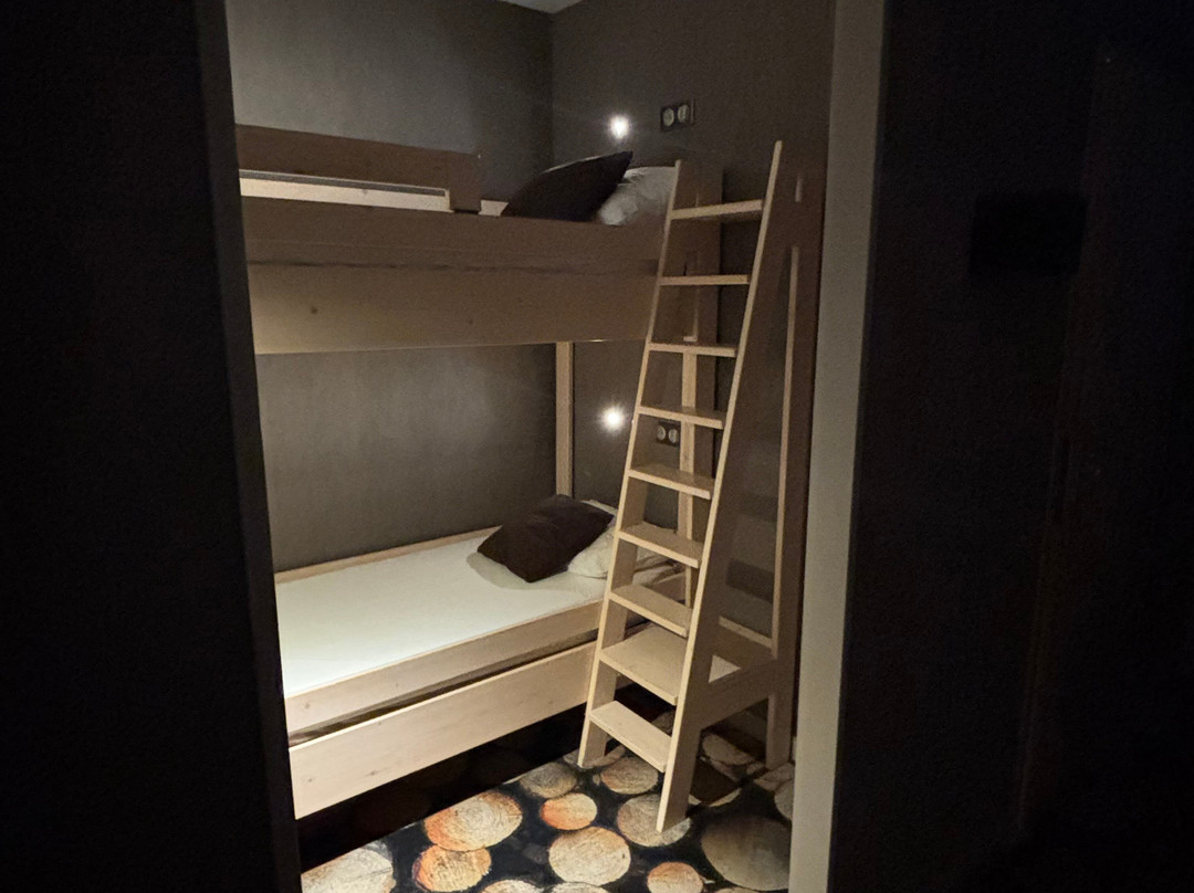 Hotel Des Trois Hiboux主图