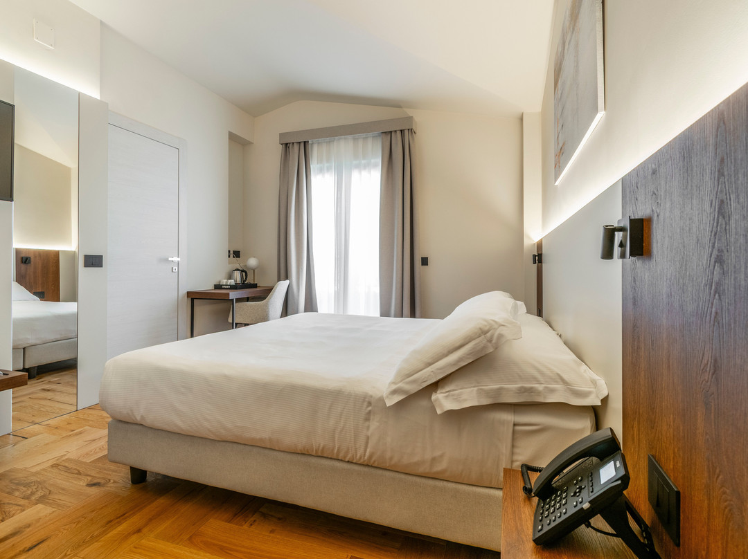 圣米歇尔酒店主图