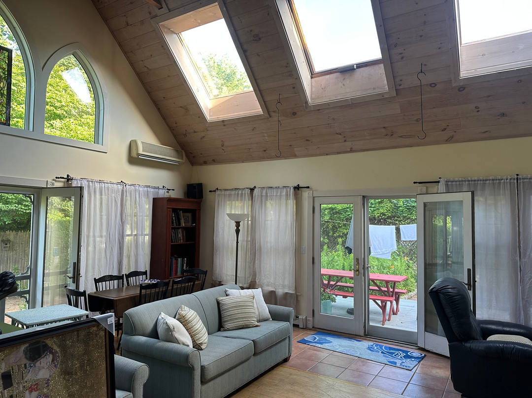 West Tisbury Inn