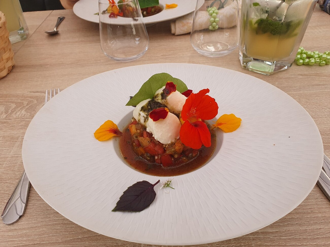 Guinguette La Mazurka Des Rochers Noirs