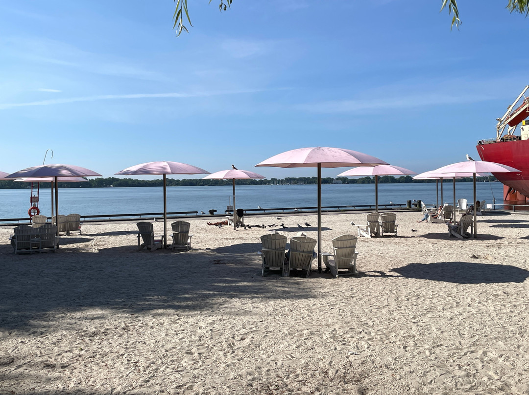 加拿大甜蜜湖滩-多伦多必去景点