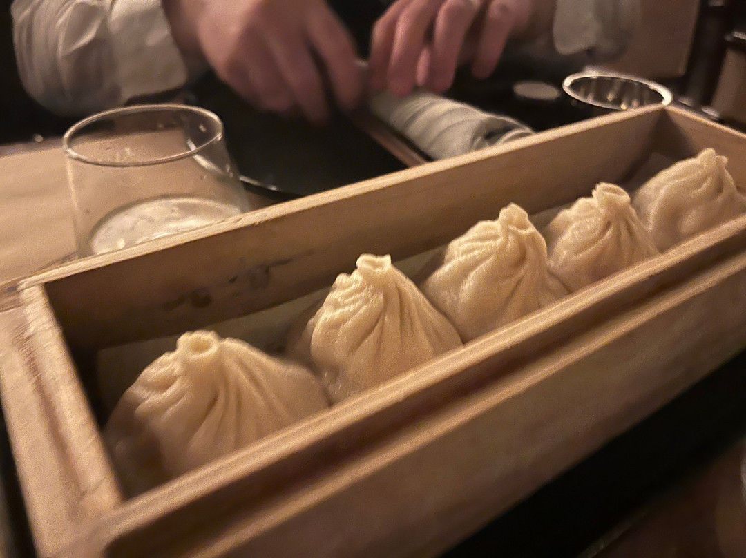 Ling Wu Asian Restaurant