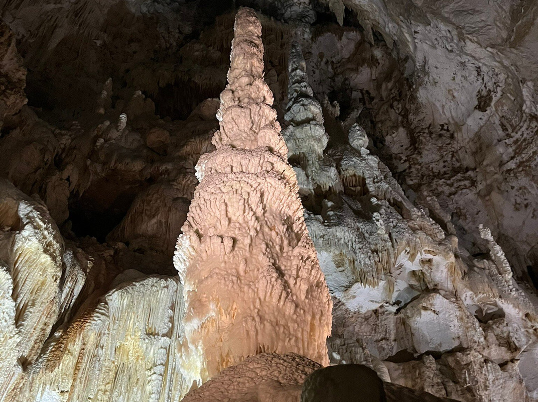 Grotte Di Frasassi Tour Speleo Rosso-Genga必去景点