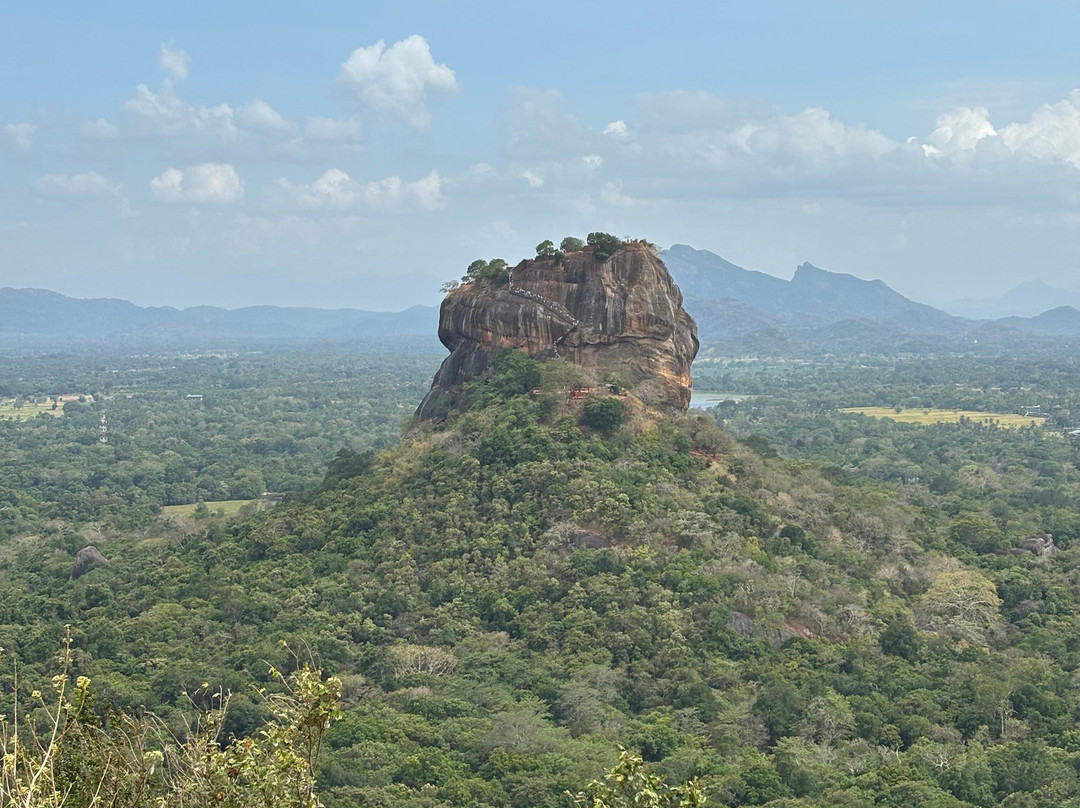 Private Drivers Sri Lanka-阿努拉德普勒圣城必去景点