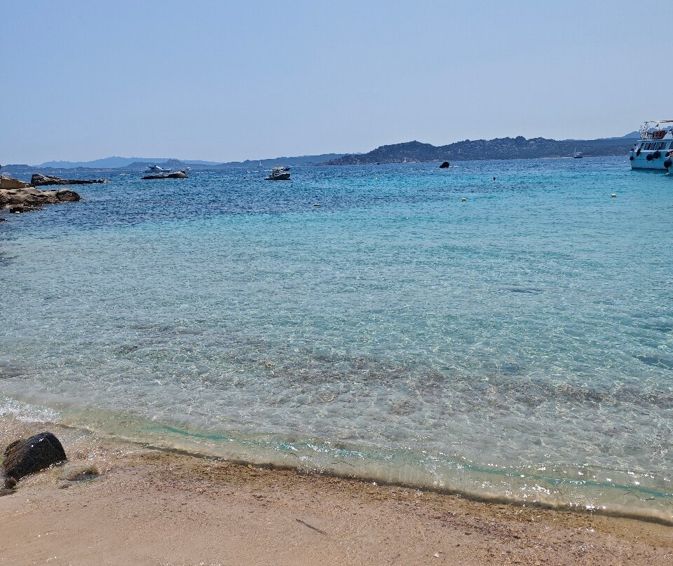 Spiaggia La Licciola-圣特雷莎加卢拉必去景点