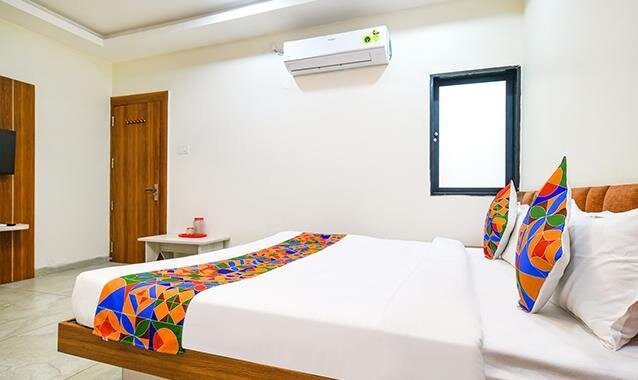 FabHotel Shree Nakoda Paradise