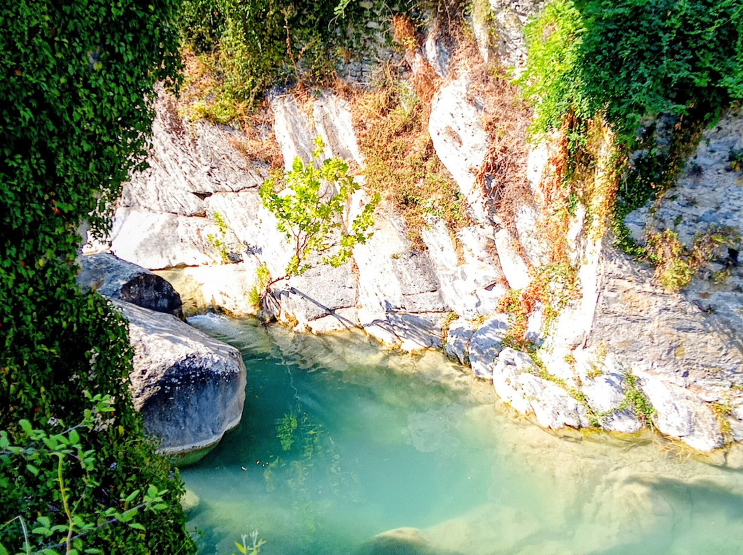 Laghetti di Rocchetta-Rocchetta Nervina必去景点