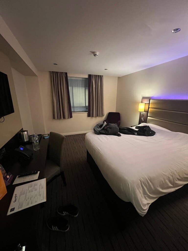 Premier Inn London Heathrow Airport Terminal 4 Hotel-客卧