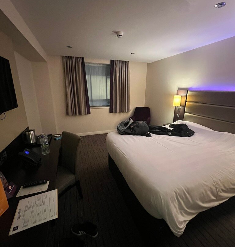 Premier Inn London Heathrow Airport Terminal 4 Hotel主图