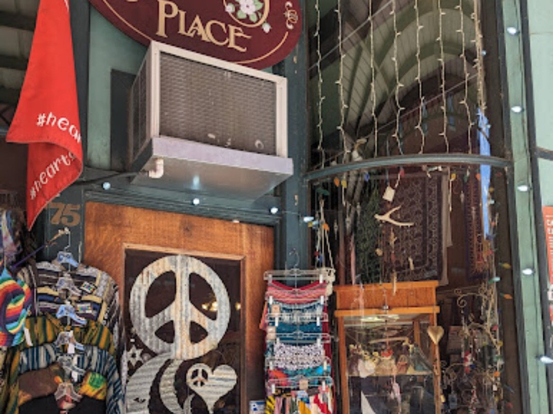 Granny's Place & ApotheCarrie-尤里卡斯普林斯必去景点