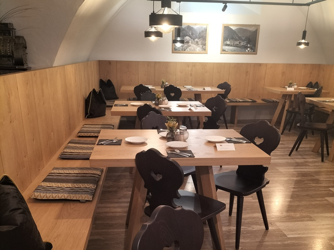 萨肯可雷梅酒店主图