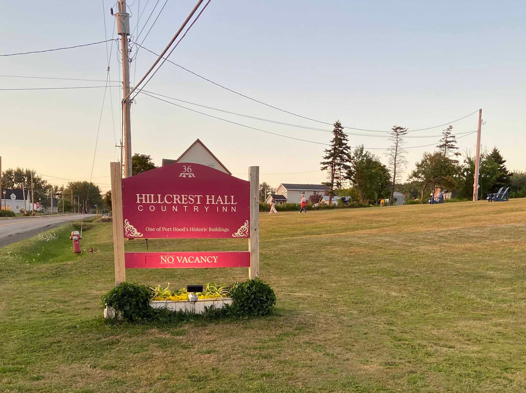 Hillcrest Hall Country Inn主图