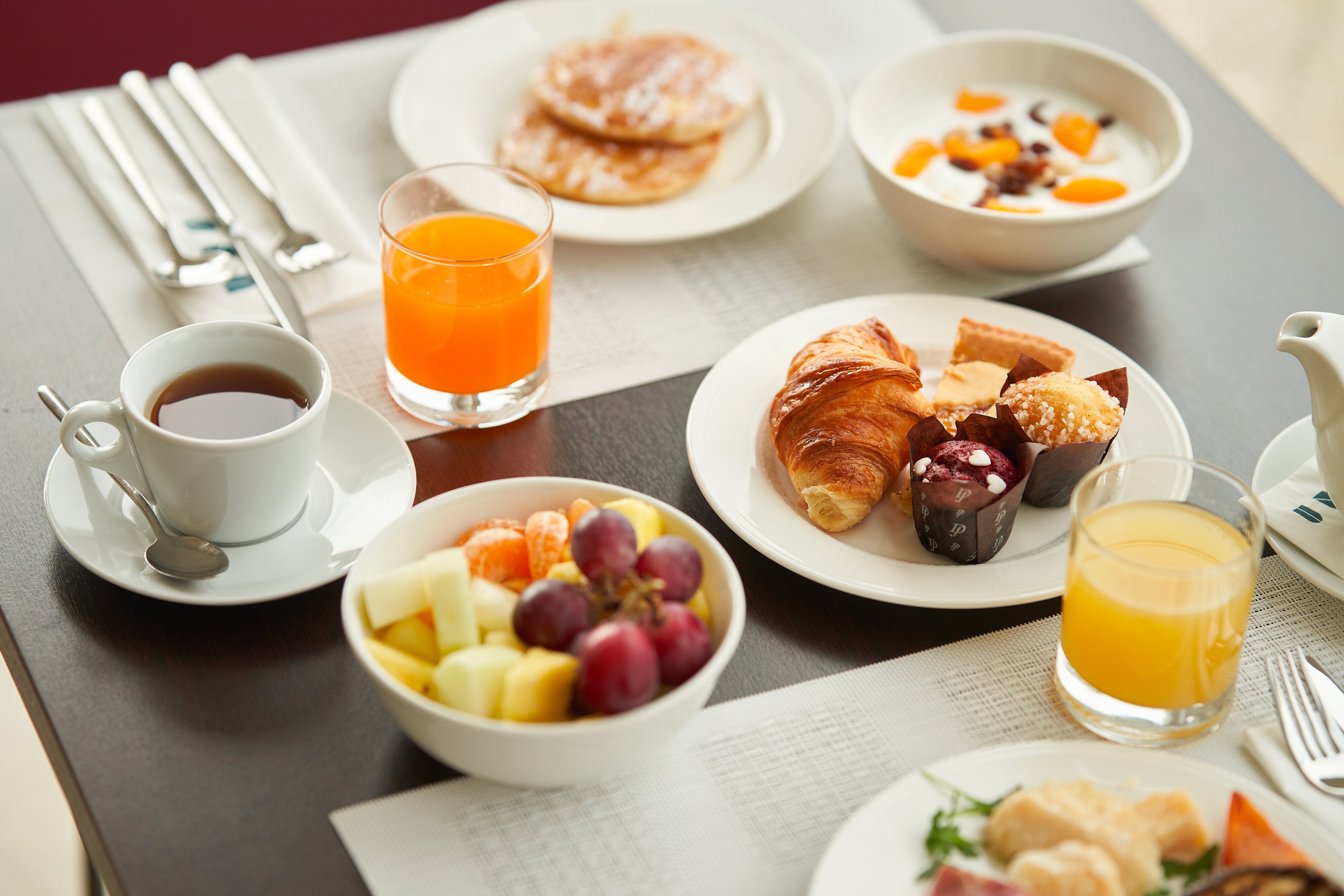 博洛尼亚圣拉扎罗乌娜威酒店-餐饮