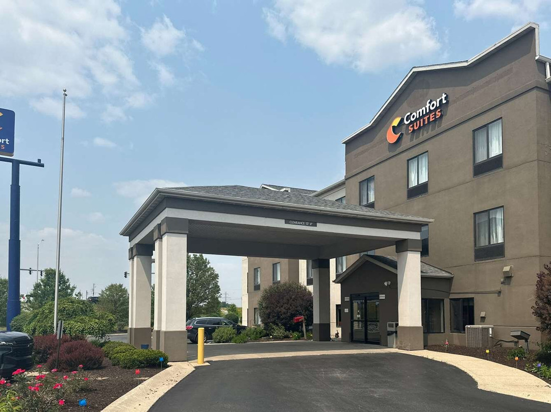 Comfort Suites North