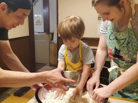 手打ちうどん＆天ぷら料理教室-奈良市必去景点