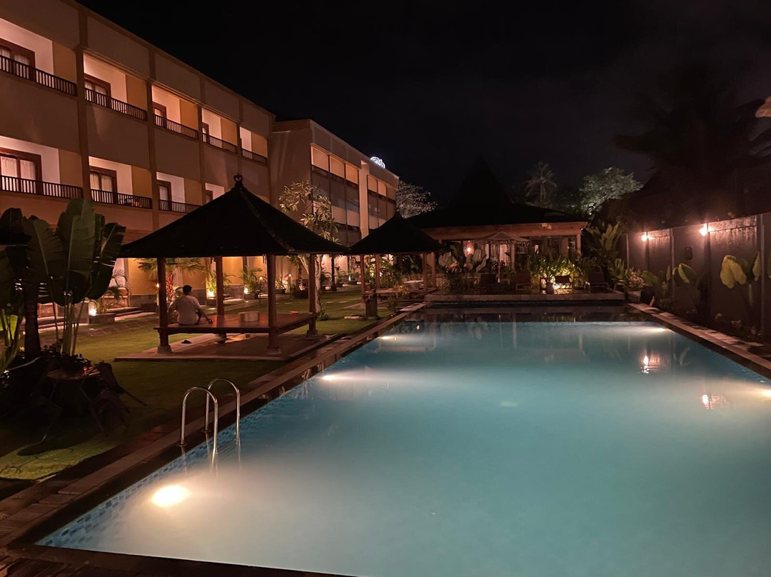 Sima Hotel Lombok主图