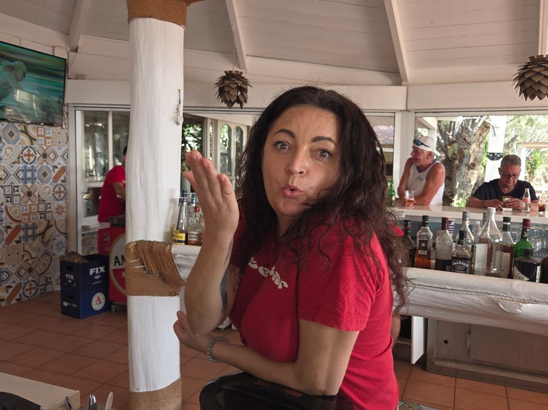 Jetee Beach Bar-Palaiochora必去景点