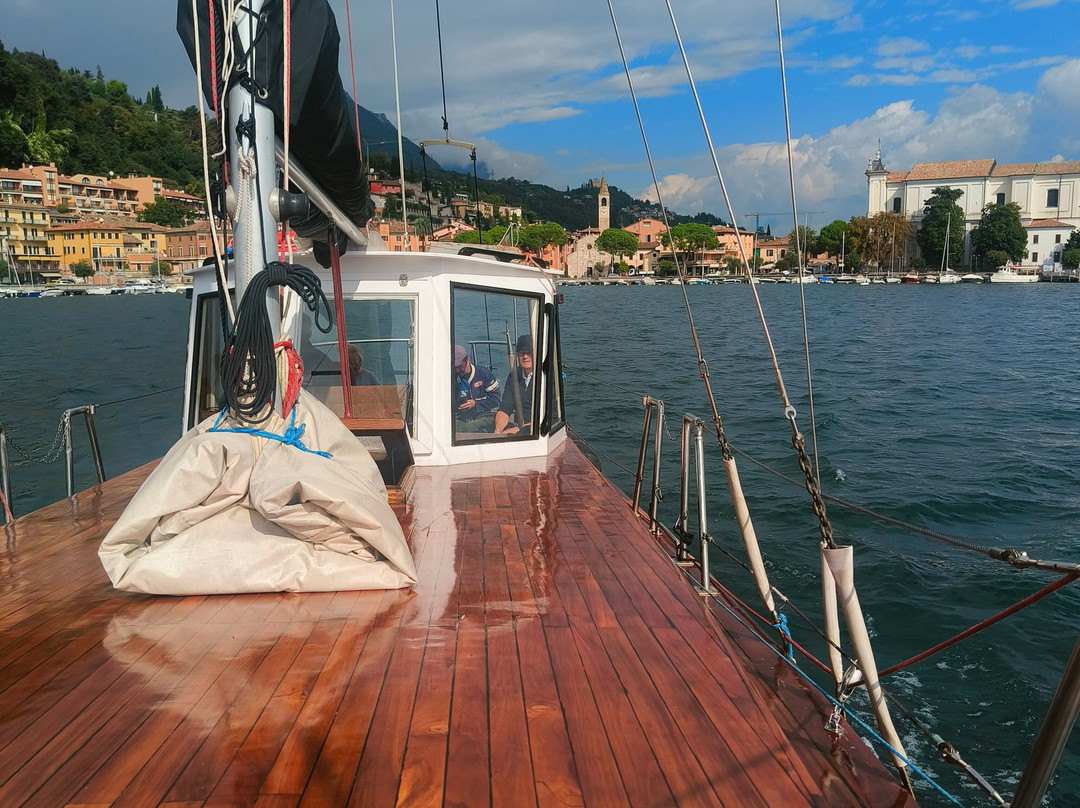 Scoamar boat tours-Toscolano-Maderno必去景点