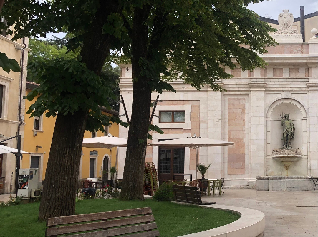 Piazza Regina Margherita-拉奎拉必去景点