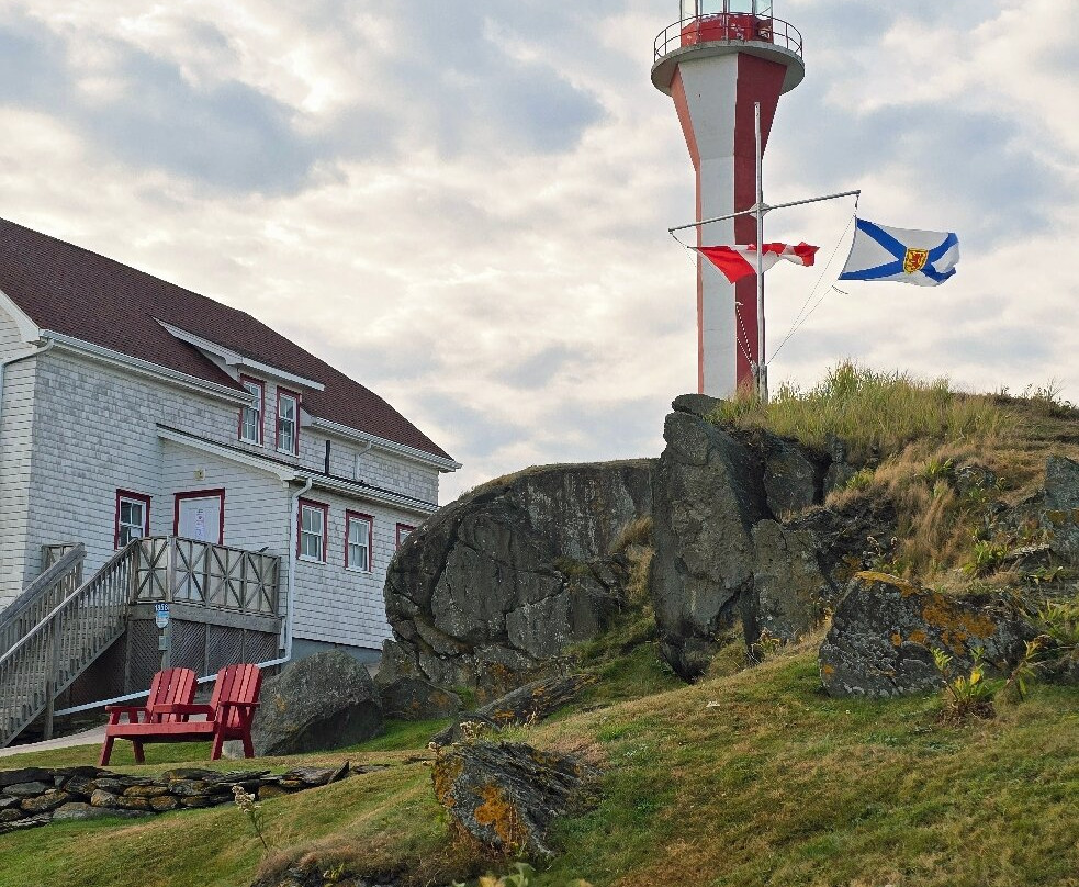 Cape Forchu Lighthouse-Yarmouth必去景点