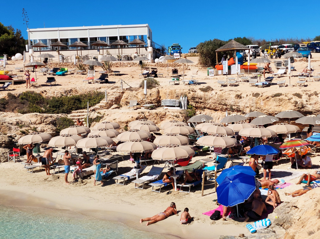 Spiaggia di Portu Ntoni-兰佩杜萨必去景点