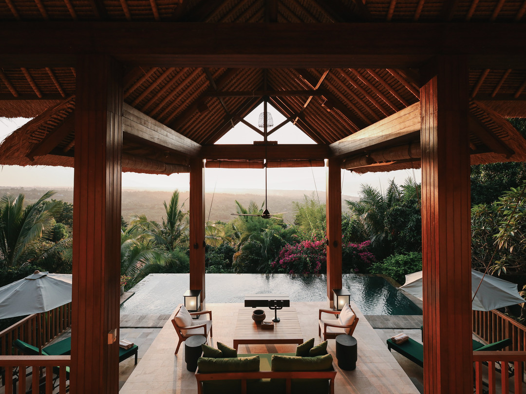 Sanglung Villas & Suites