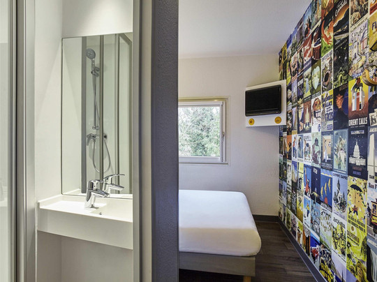 hotelF1 Marseille Plan de Campagne N1