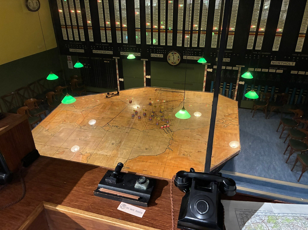 Battle of Britain Bunker-乌克斯桥必去景点