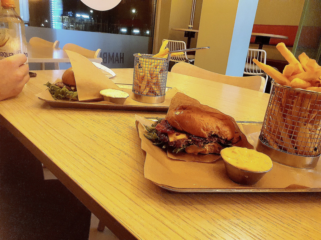 Boston Burgers & More