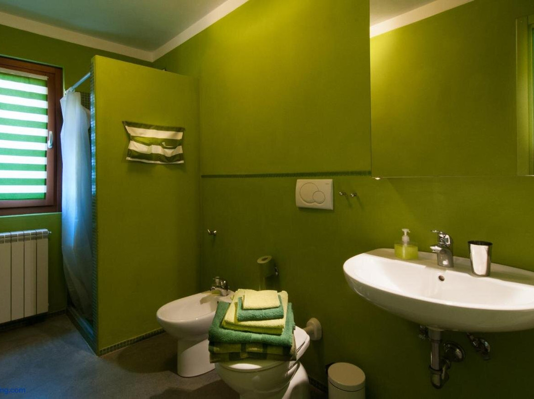 Savogna d'Isonzo酒店住宿-Lucciole per lanterne Bed & Breakfast