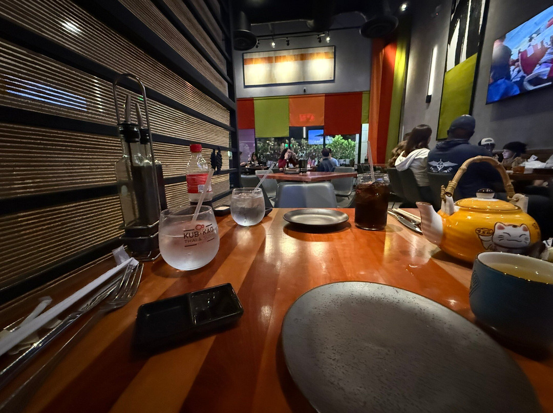 Kub Kao Thai & Sushi