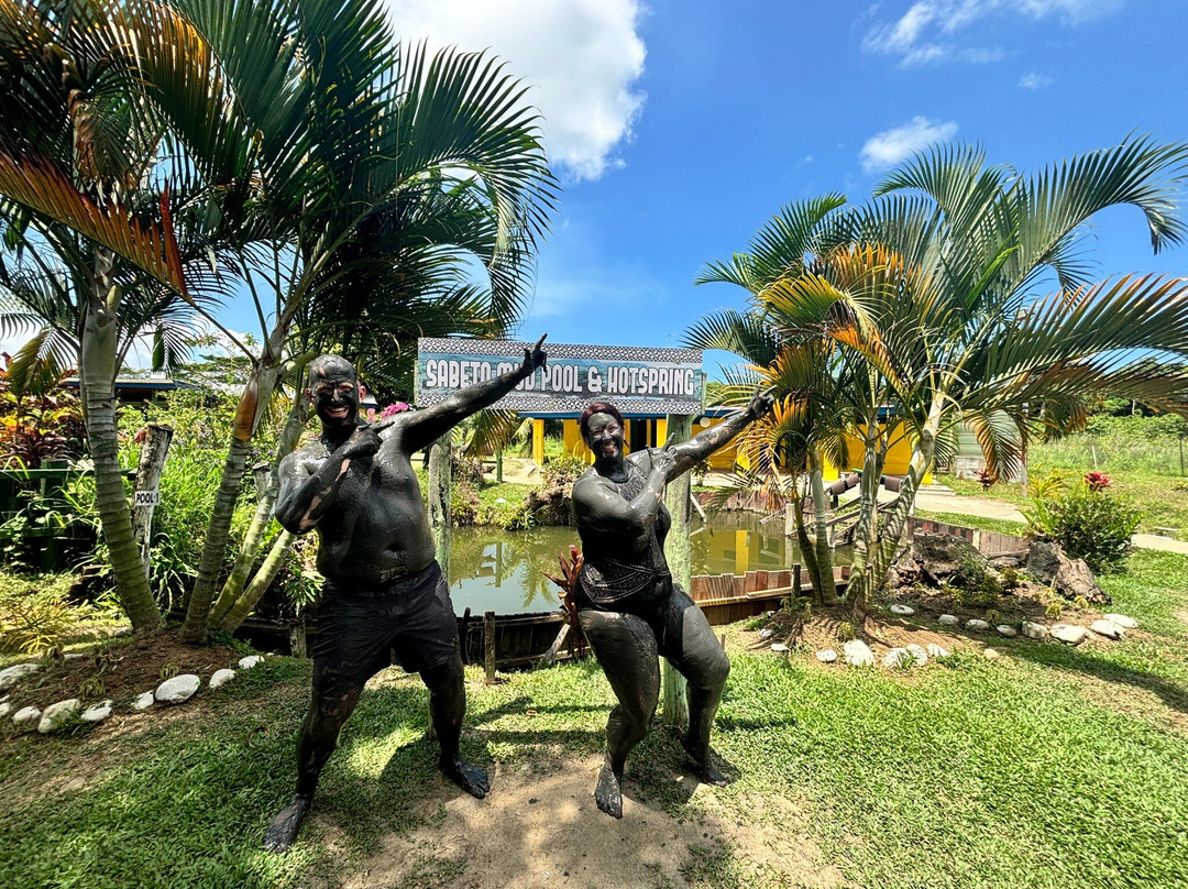 萨贝托泥浆温泉-纳迪市必去景点