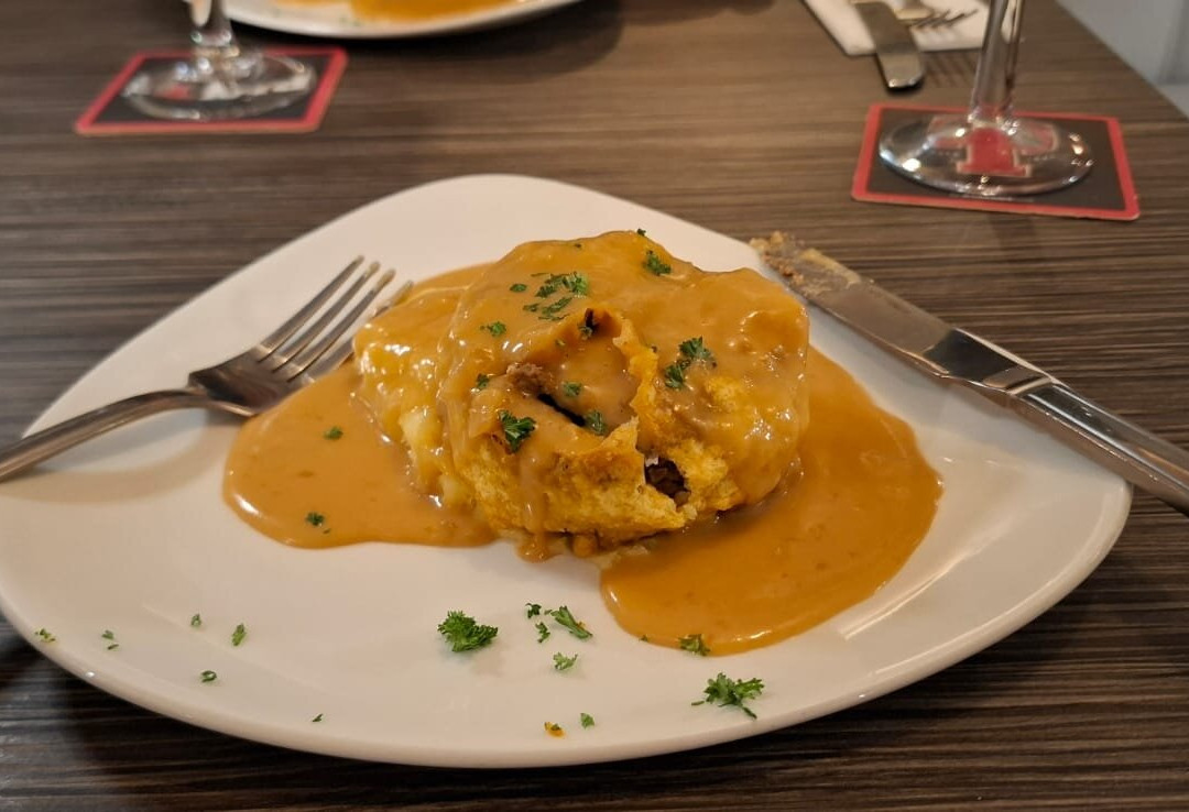 The Famous Star Hotel主图