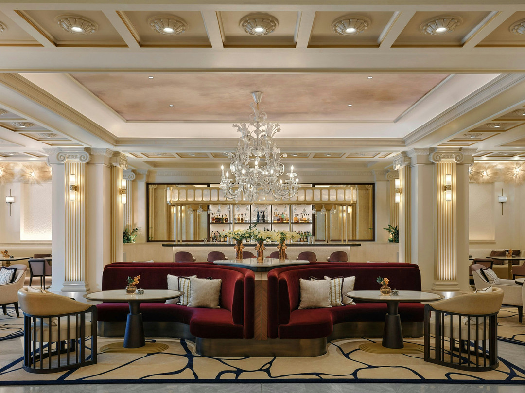 乔治王宫殿酒店