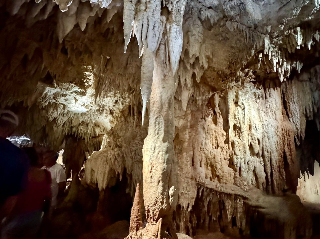 Cayman Crystal Caves-大开曼岛必去景点