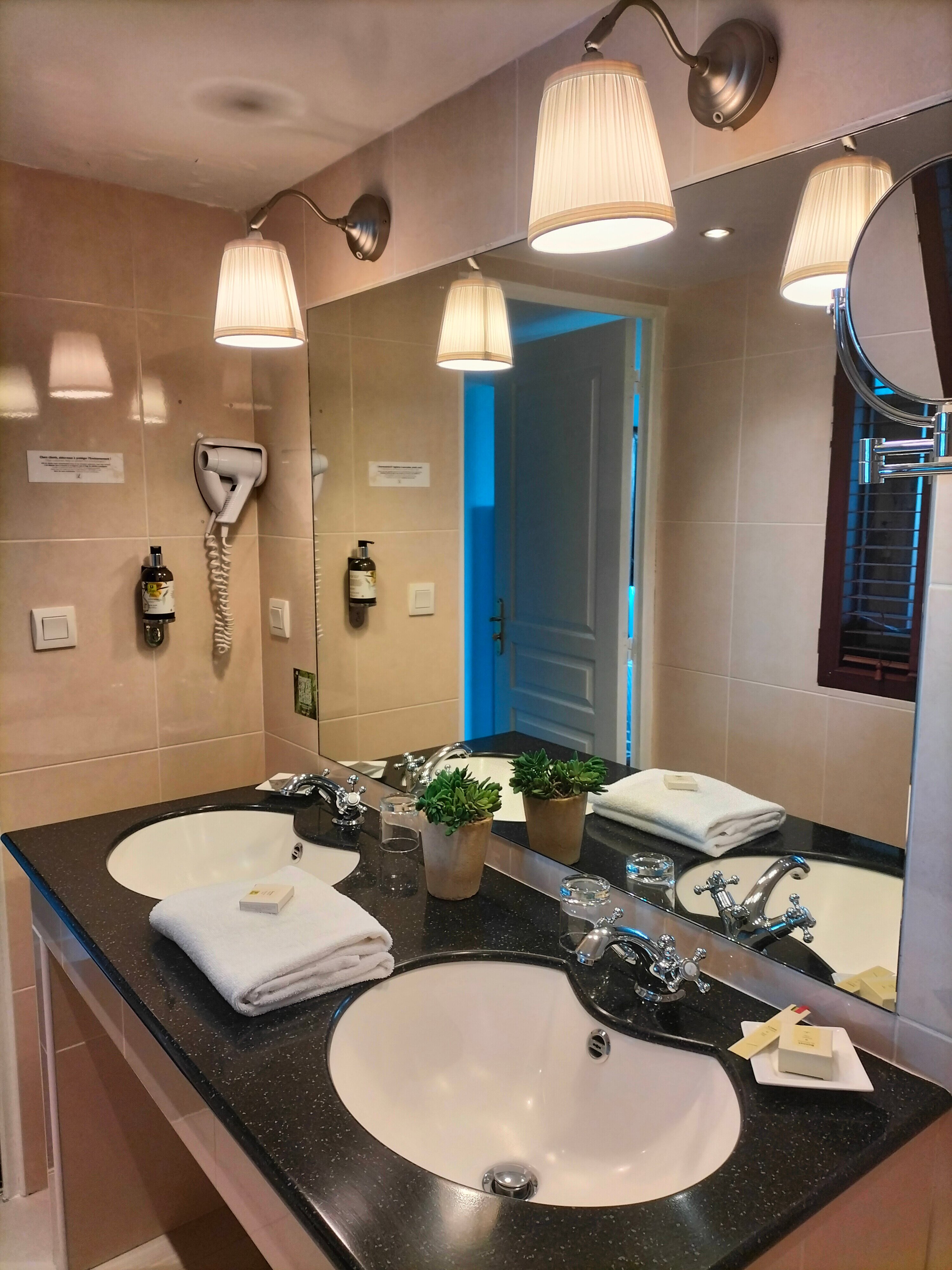 里金斯之家酒店-浴室