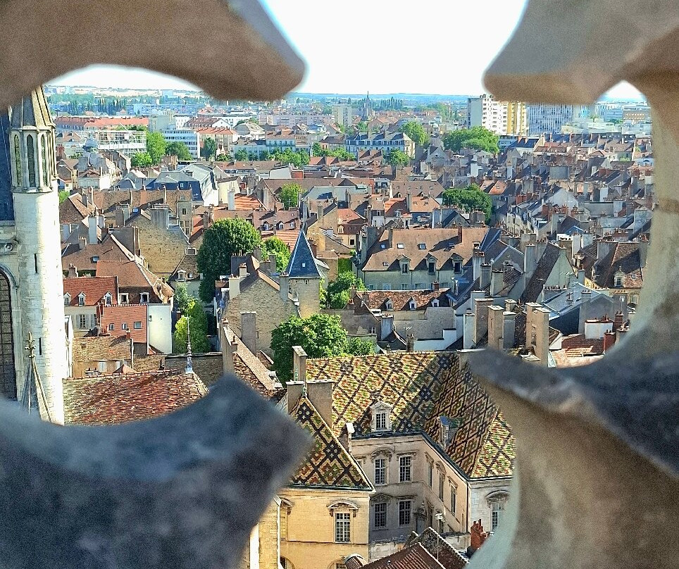 Tour Philippe le Bon-第戎必去景点