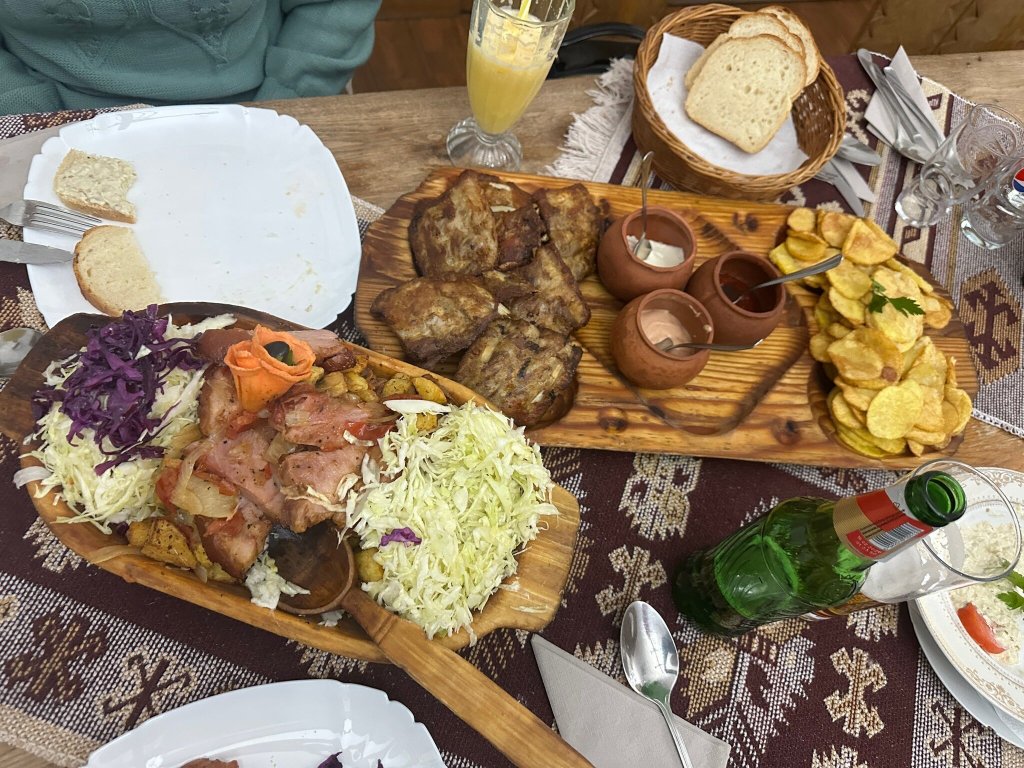 Casa Iurca de Calinesti-官方