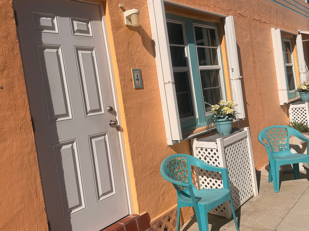 Atlantic Sands Beach Suites主图