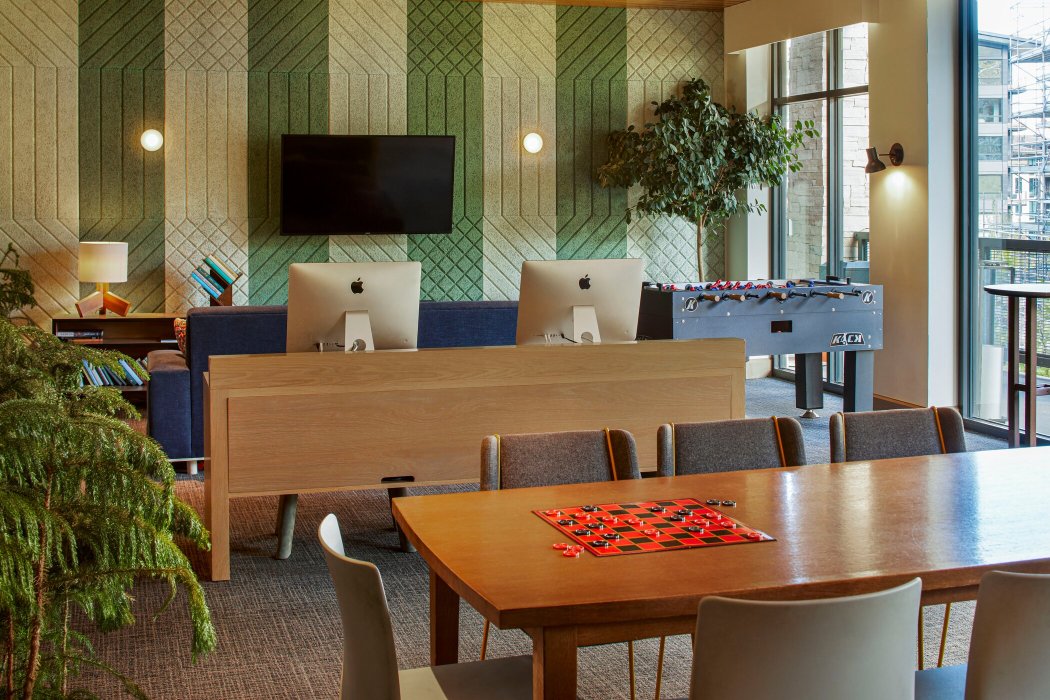 Limelight Hotel-家庭/游戏区