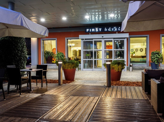 Province of Varese酒店住宿-马尔彭萨一世酒店