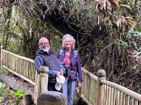 Quito Bike Tours & Travel Experiences-基多必去景点