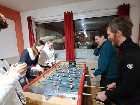 大草原旅馆主图