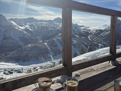 Chalet-Hotel Lucille主图