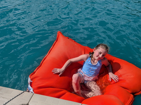 Le Radeau Bleu-Anse Marcel必去景点