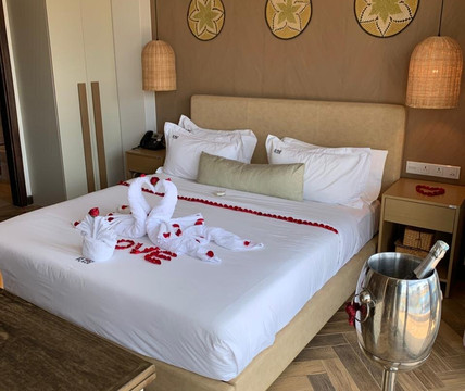 特里亚努姆乌尔瓦兹广场酒店主图